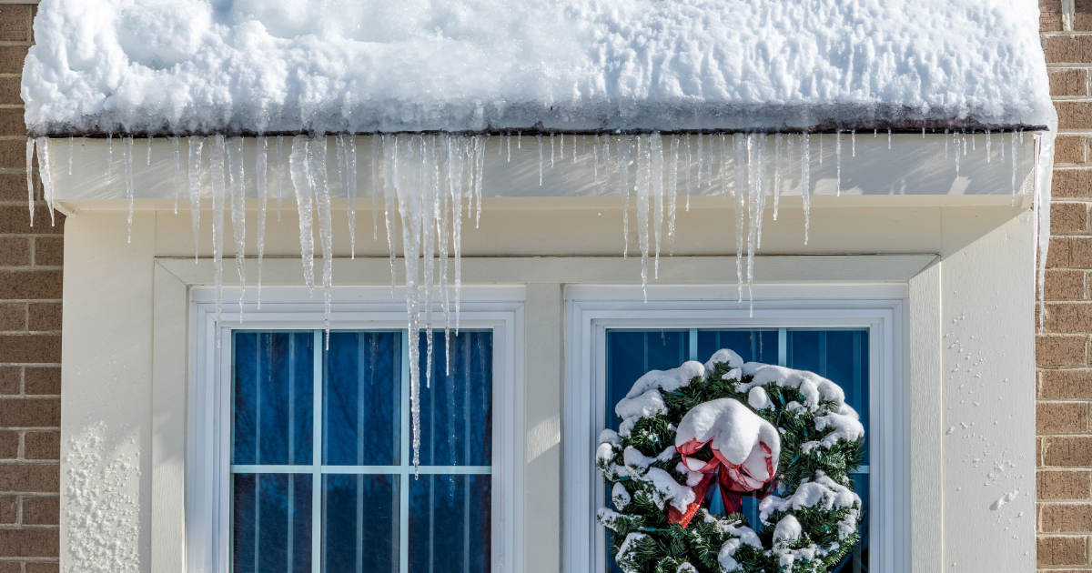 Snow And Ice Management: Essential Roof Tips